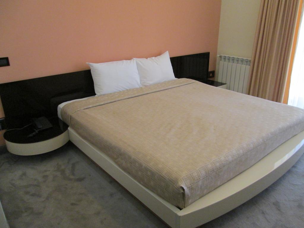 Akhtamar Hotel Cjsc Arzakan ห้อง รูปภาพ